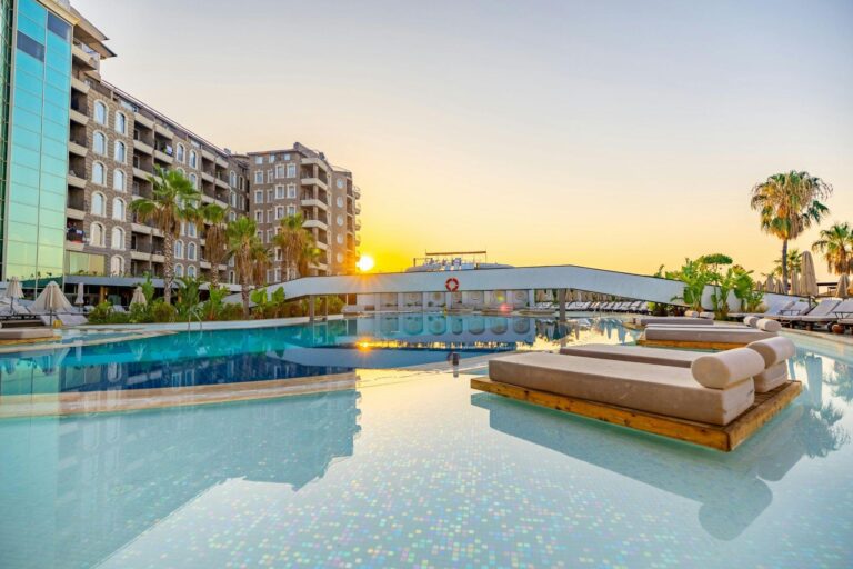 Resort Truly Luxury in 2026
